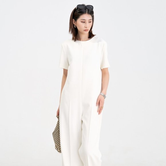 White Jump suite - Picture 1 of 2